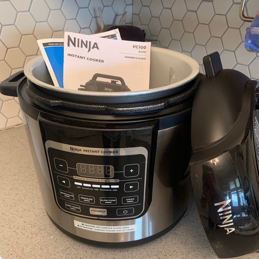 Ninja Insta-Pot 4-in-1 Cooker